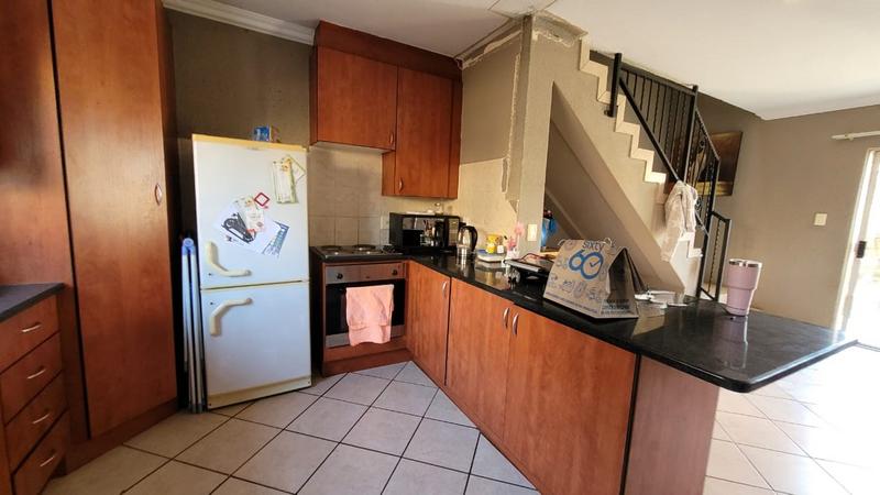 3 Bedroom Property for Sale in Annlin Gauteng