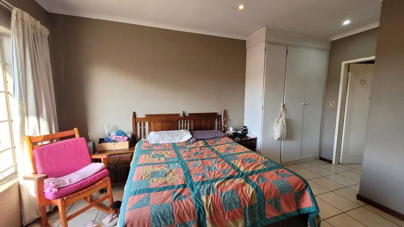 3 Bedroom Property for Sale in Annlin Gauteng