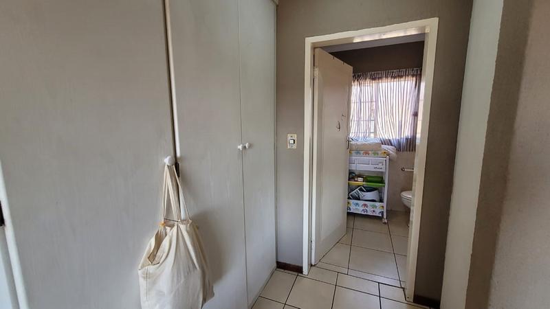 3 Bedroom Property for Sale in Annlin Gauteng