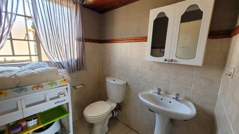 3 Bedroom Property for Sale in Annlin Gauteng