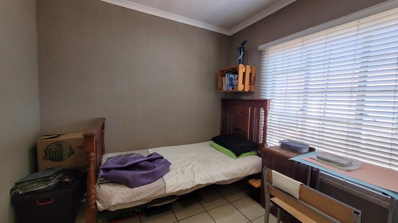 3 Bedroom Property for Sale in Annlin Gauteng