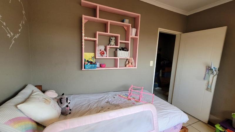 3 Bedroom Property for Sale in Annlin Gauteng