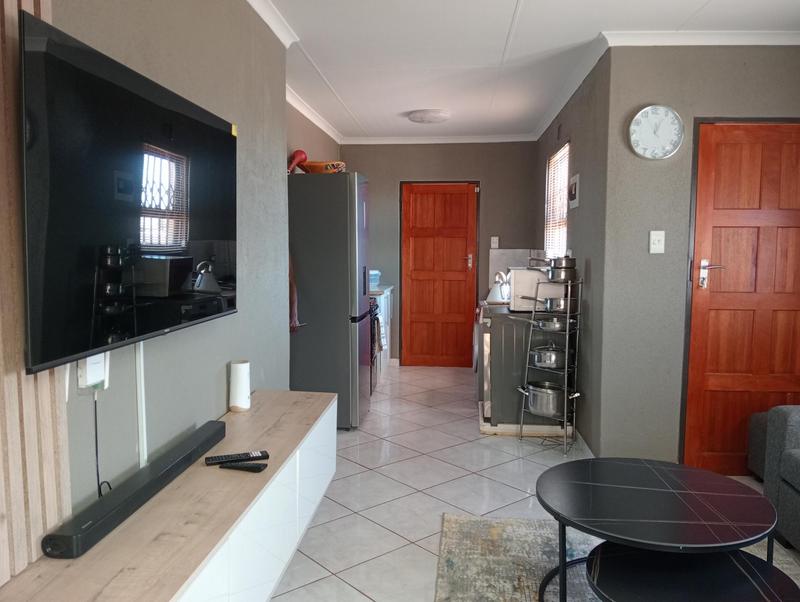 3 Bedroom Property for Sale in Westonaria Gauteng