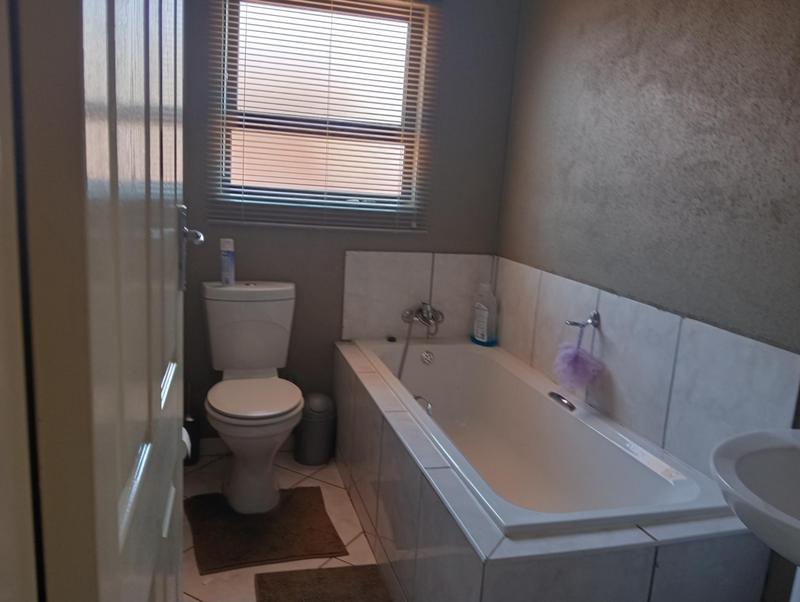 3 Bedroom Property for Sale in Westonaria Gauteng