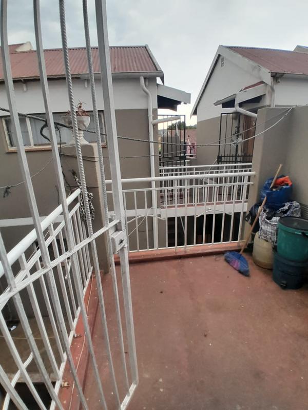 2 Bedroom Property for Sale in Troyeville Gauteng