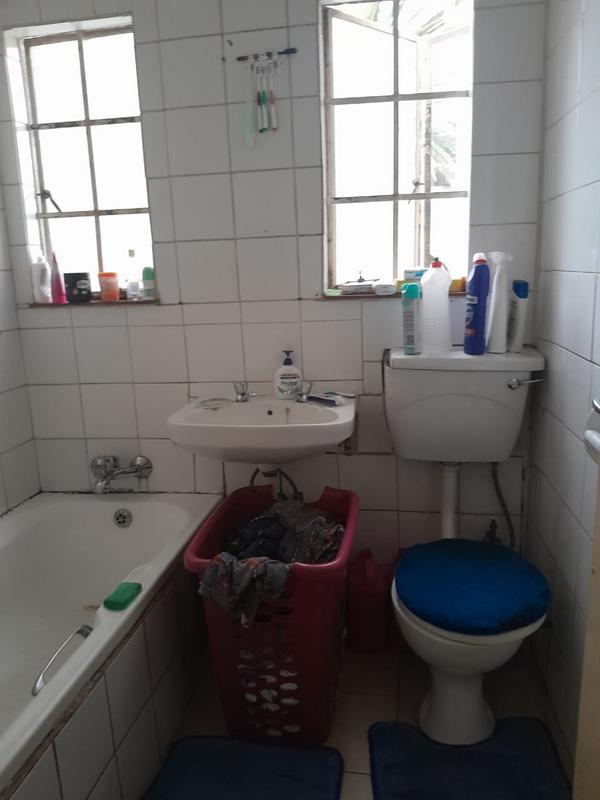 2 Bedroom Property for Sale in Troyeville Gauteng