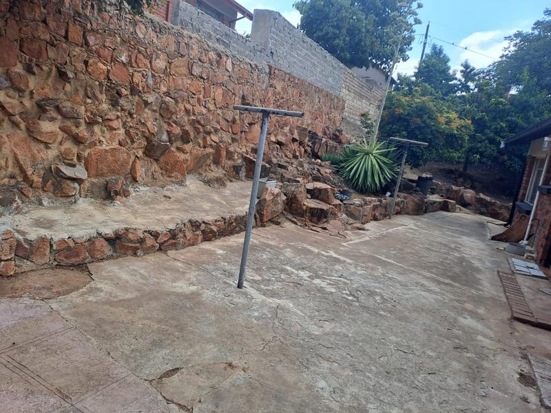 3 Bedroom Property for Sale in Soshanguve A Gauteng