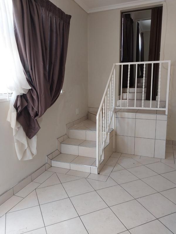 To Let 2 Bedroom Property for Rent in Kensington Gauteng