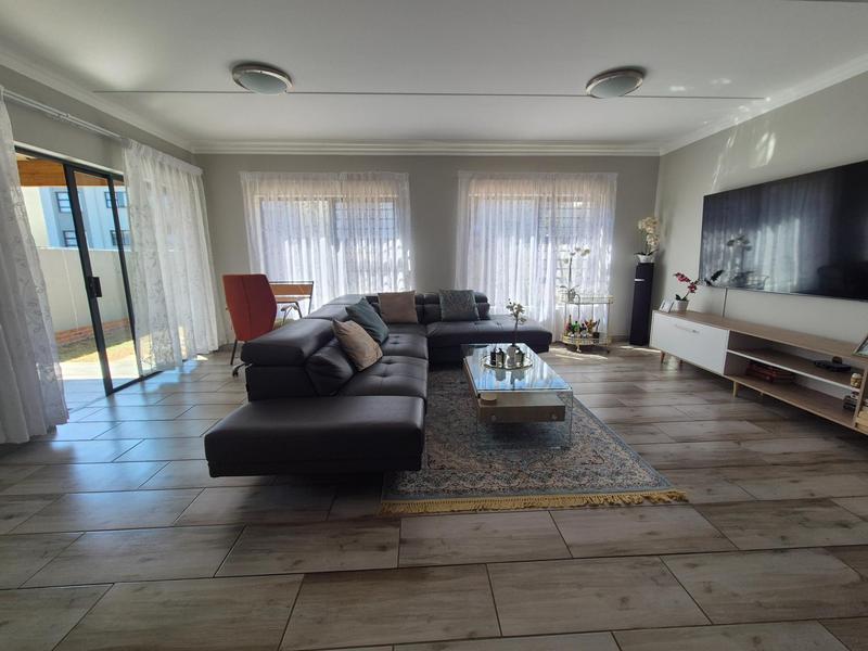 3 Bedroom Property for Sale in Carlswald Gauteng