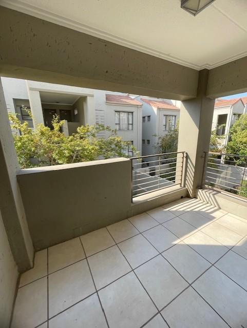 1 Bedroom Property for Sale in Bryanston Gauteng