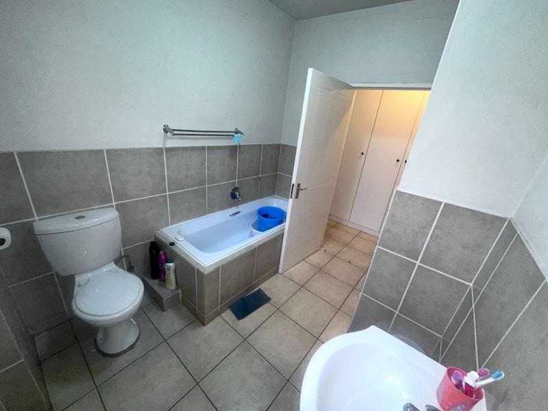 3 Bedroom Property for Sale in Hesteapark Gauteng