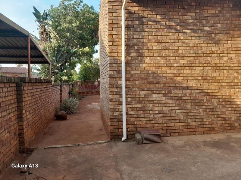 4 Bedroom Property for Sale in The Orchards Gauteng