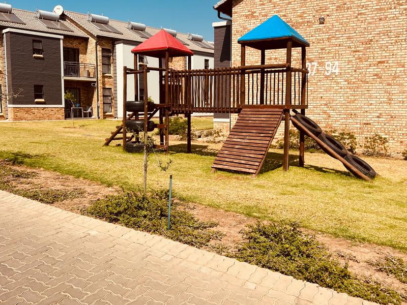 2 Bedroom Property for Sale in Theresa Park Gauteng