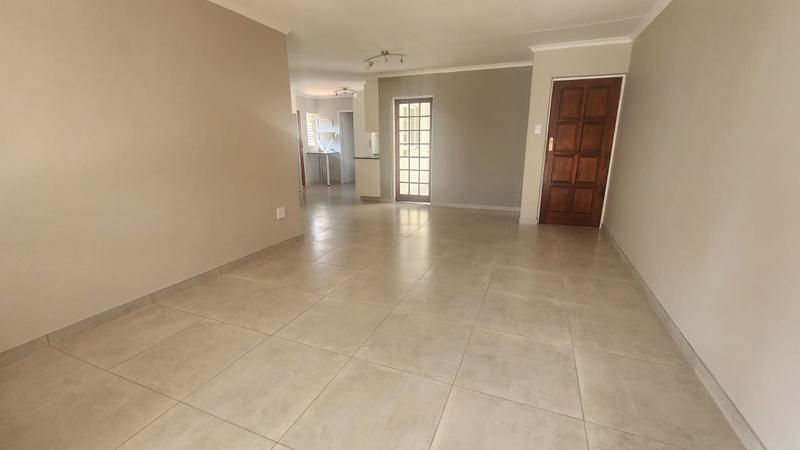 5 Bedroom Property for Sale in Doornpoort Gauteng