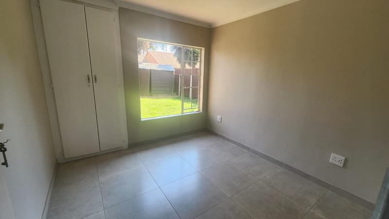 5 Bedroom Property for Sale in Doornpoort Gauteng