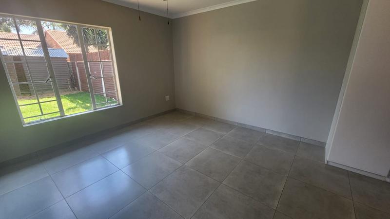 5 Bedroom Property for Sale in Doornpoort Gauteng