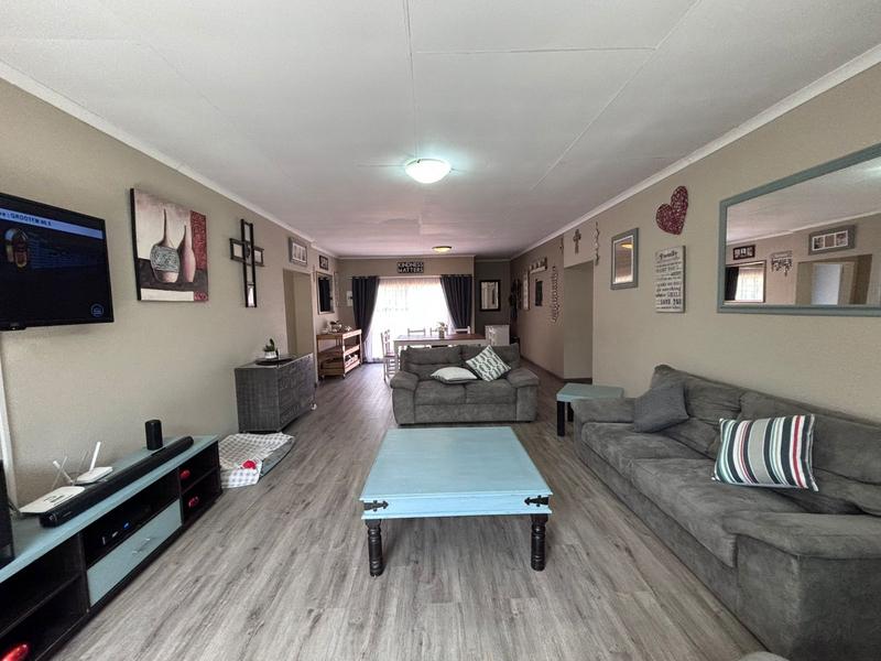 3 Bedroom Property for Sale in Whiteridge Gauteng