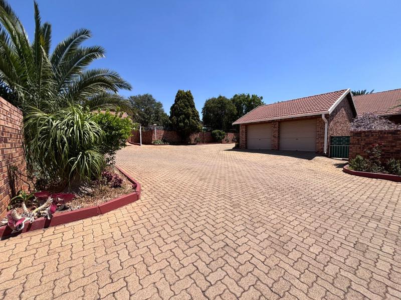 3 Bedroom Property for Sale in Whiteridge Gauteng