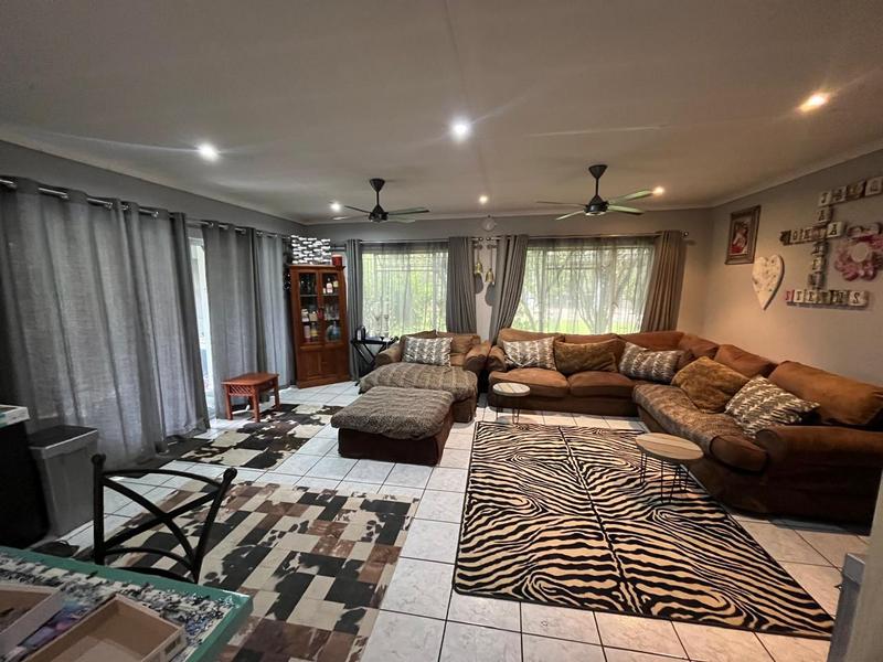 3 Bedroom Property for Sale in Misty Bay Gauteng