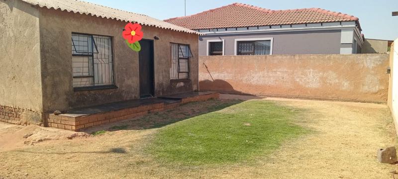 8 Bedroom Property for Sale in Tembisa Gauteng