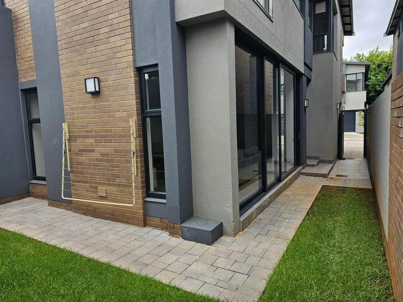 To Let 3 Bedroom Property for Rent in Menlo Park Gauteng