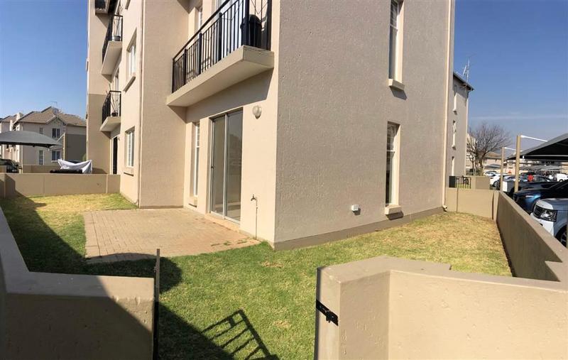 To Let 2 Bedroom Property for Rent in Klippoortjie Gauteng