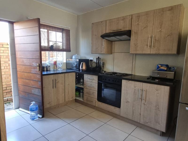 To Let 3 Bedroom Property for Rent in Oukraal Estate Gauteng