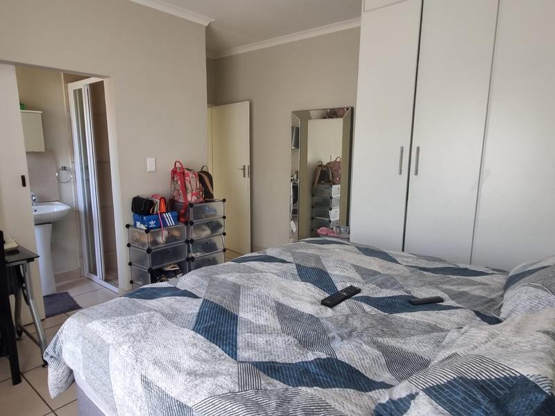 To Let 3 Bedroom Property for Rent in Oukraal Estate Gauteng