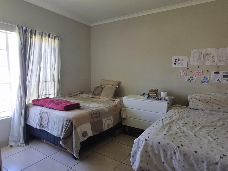 To Let 3 Bedroom Property for Rent in Oukraal Estate Gauteng