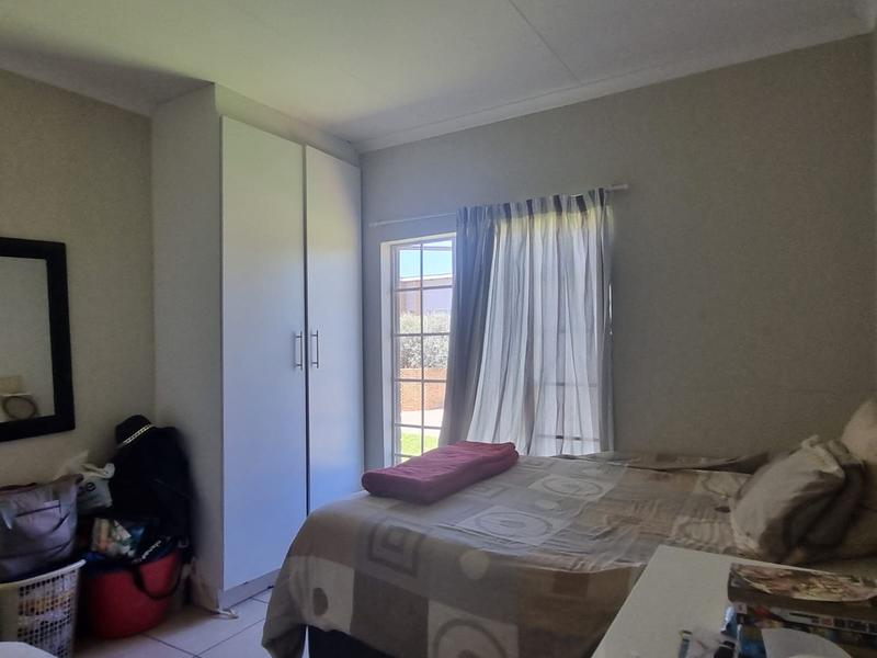 To Let 3 Bedroom Property for Rent in Oukraal Estate Gauteng