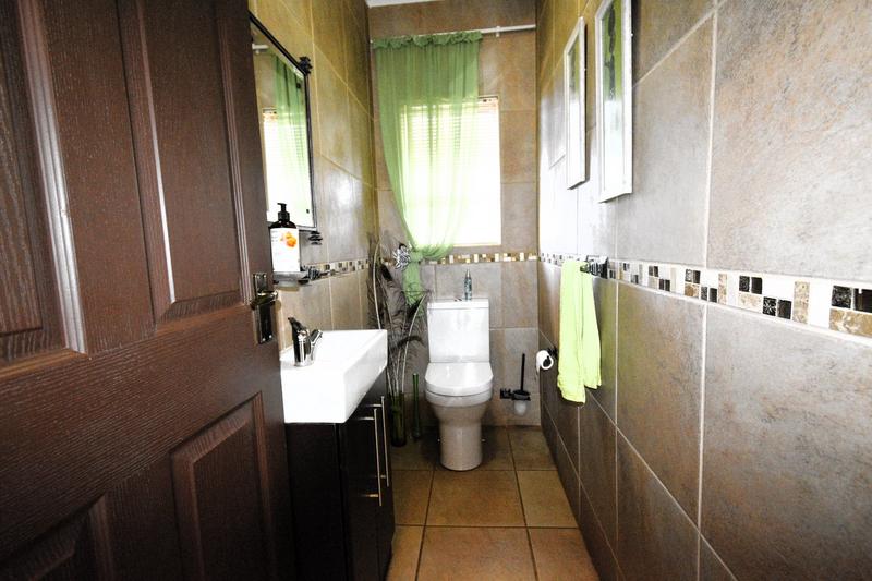 4 Bedroom Property for Sale in Noordkruin Gauteng