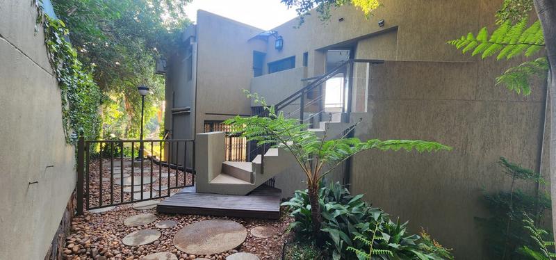 To Let 2 Bedroom Property for Rent in Waterkloof A H Gauteng