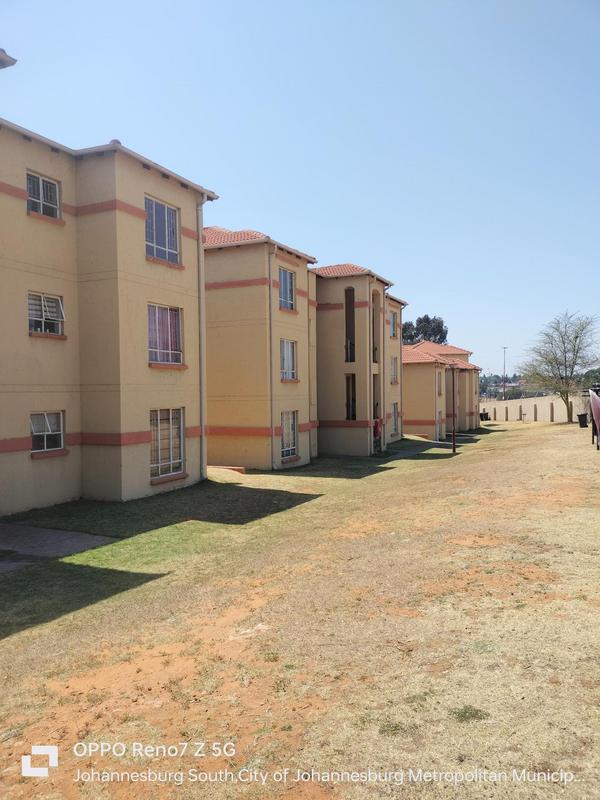 2 Bedroom Property for Sale in Ormonde View Gauteng