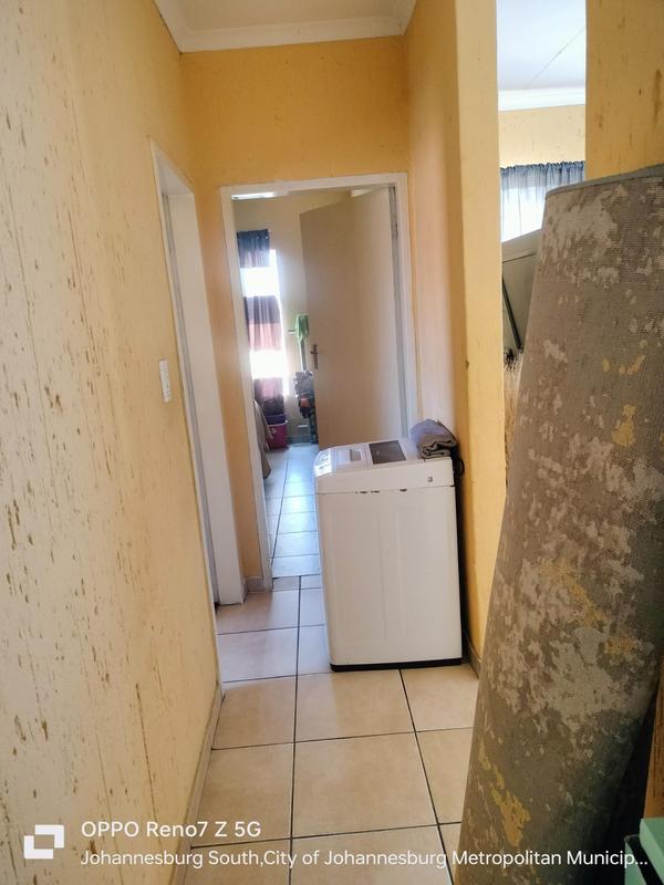 2 Bedroom Property for Sale in Ormonde View Gauteng