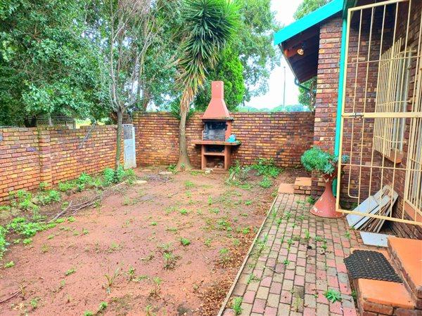 To Let 3 Bedroom Property for Rent in Birchleigh Gauteng