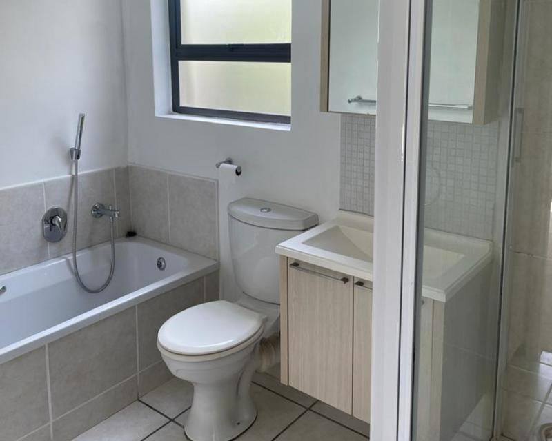 1 Bedroom Property for Sale in Paulshof Gauteng