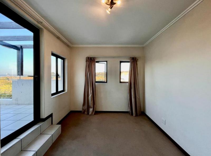 1 Bedroom Property for Sale in Paulshof Gauteng