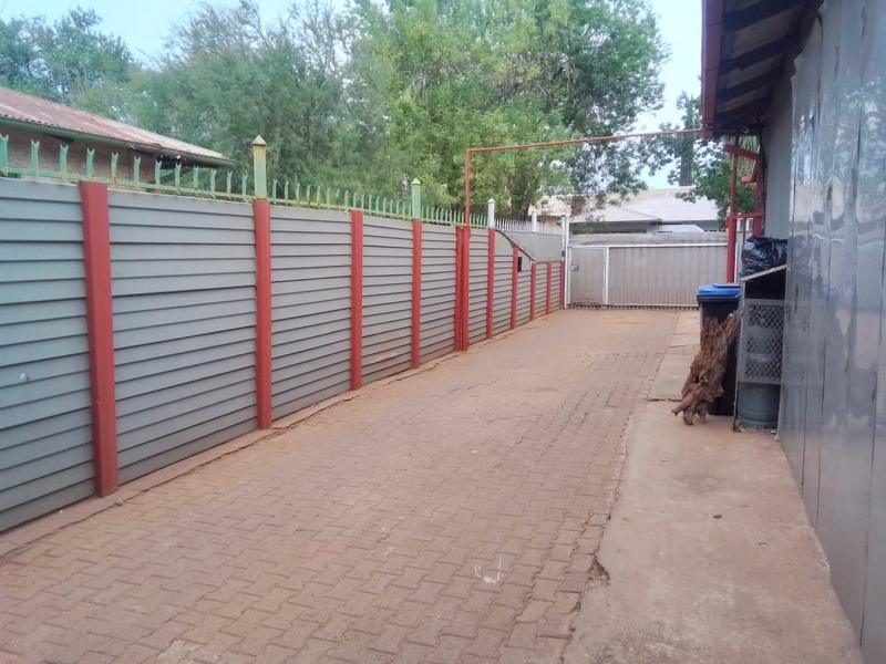 4 Bedroom Property for Sale in Vanderbijlpark CW 1 Gauteng