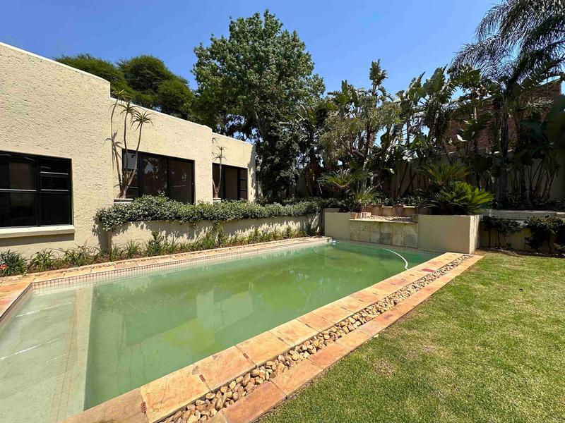 4 Bedroom Property for Sale in Hurlingham Gauteng