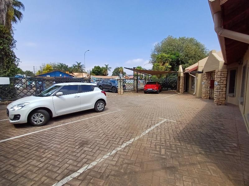 To Let commercial Property for Rent in Wierda Park Gauteng