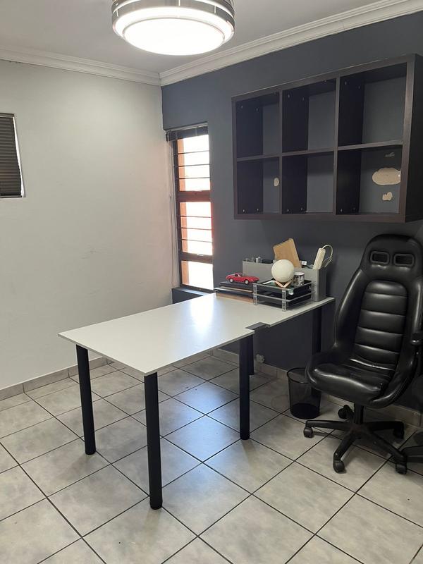 To Let commercial Property for Rent in Wierda Park Gauteng