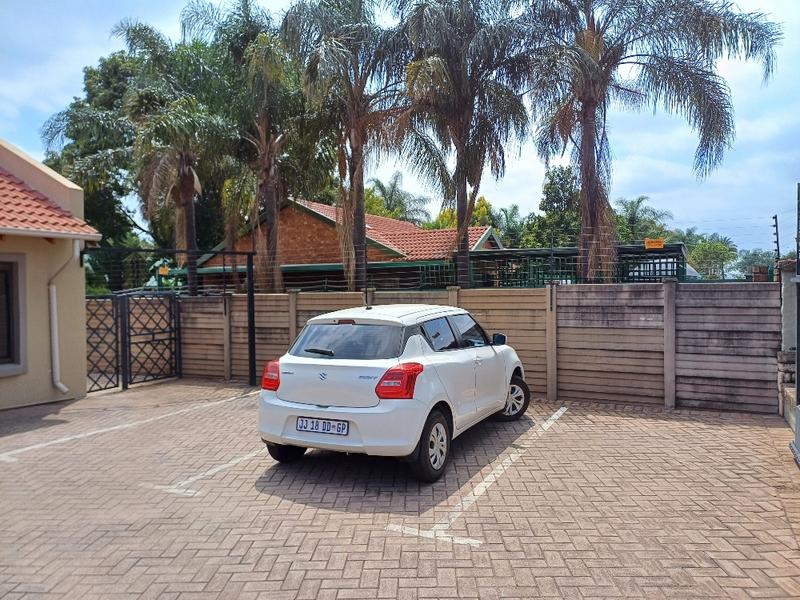 To Let commercial Property for Rent in Wierda Park Gauteng