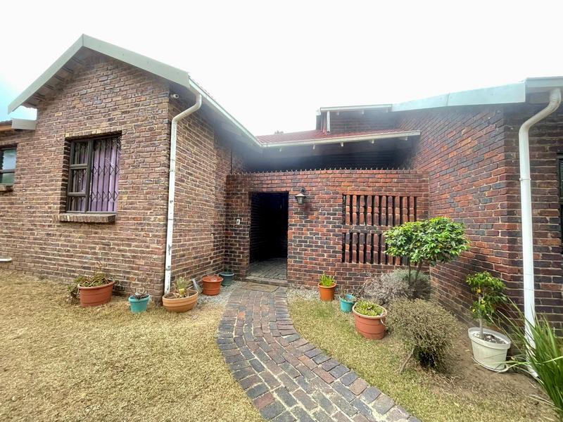 To Let 4 Bedroom Property for Rent in Kelvin Gauteng