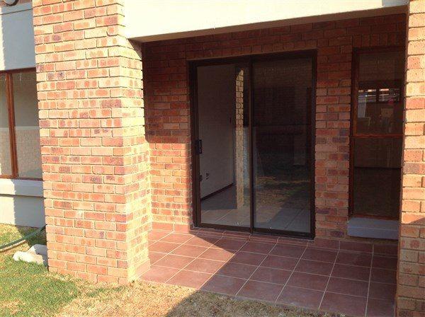 2 Bedroom Property for Sale in Olivedale Gauteng