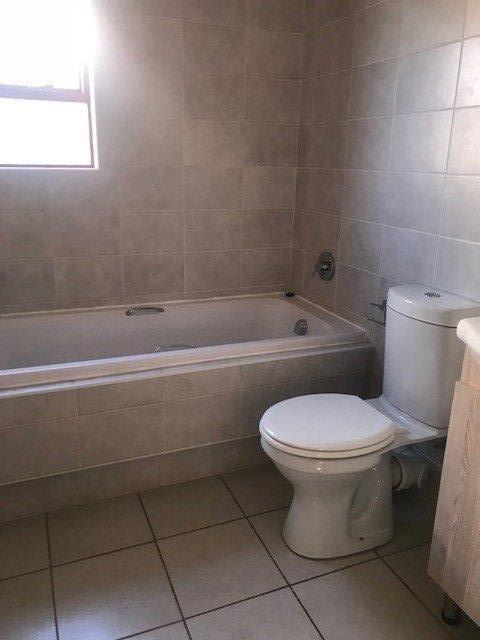 2 Bedroom Property for Sale in Olivedale Gauteng