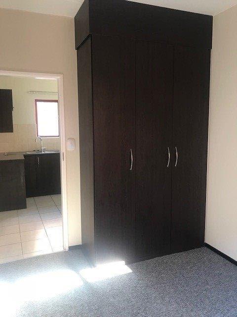 2 Bedroom Property for Sale in Olivedale Gauteng