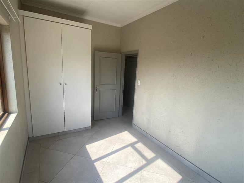 To Let 2 Bedroom Property for Rent in Paulshof Gauteng