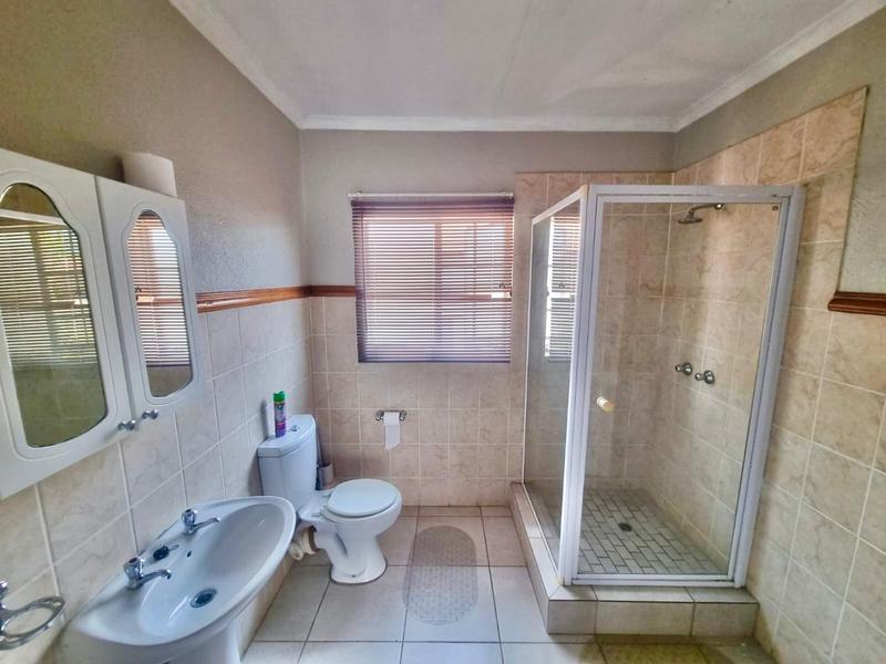 3 Bedroom Property for Sale in Annlin Gauteng