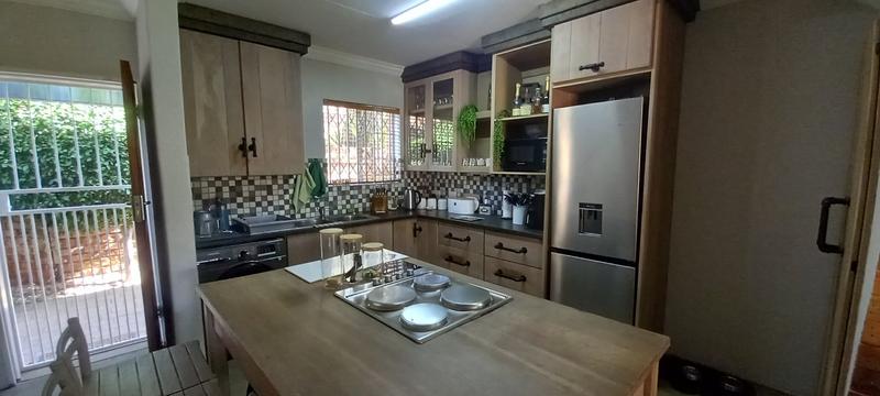 2 Bedroom Property for Sale in Annlin Gauteng