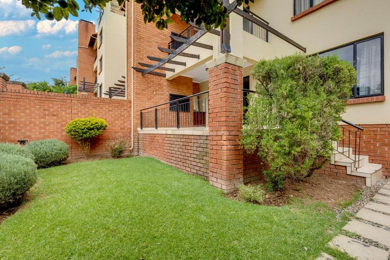 2 Bedroom Property for Sale in Sunninghill Gauteng